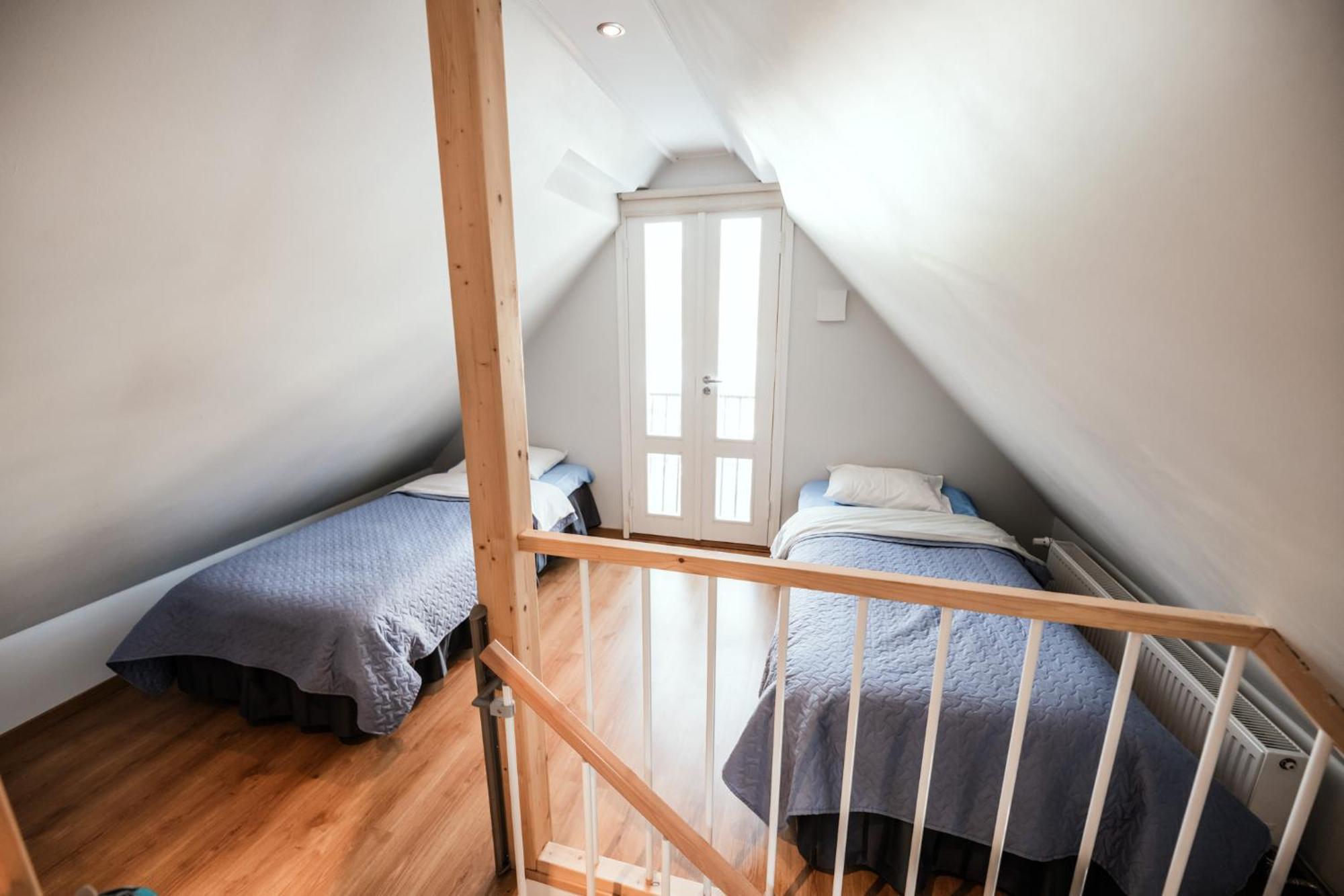 Cabin Guesthouse With Free Parking 페르누 외부 사진