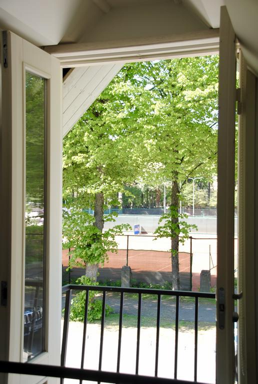 Cabin Guesthouse With Free Parking 페르누 외부 사진